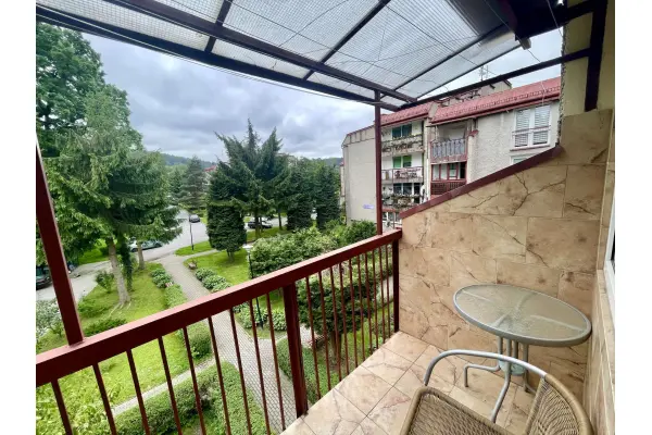 kłodzki, Duszniki-Zdrój, al. Sprzymierzonych, Apartament z widokiem na Papiernię