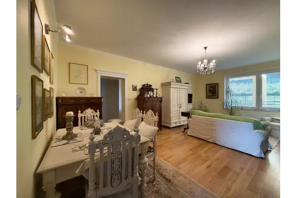 kłodzki, Polanica-Zdrój, MIeszkanie z widokiem na panoramę uzdrowiska.