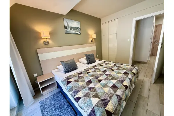 kłodzki, Bystrzyca Kłodzka, Biała Woda, Na Skarpie, Dwupokojowy apartament z miejscem parkingowym w cenie.