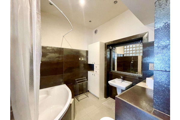 kłodzki, Kudowa-Zdrój, Zdrojowa, Apartament w Kudowie - możliwa zamiana na dom.