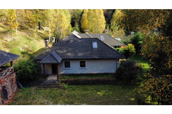 kłodzki, Lądek-Zdrój, Orłowiec, Wyjątkowa posiadłość w Orłowcu koło Lądka-Zdroju.