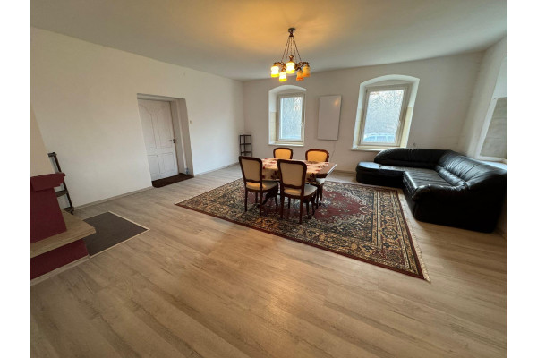 dolnośląskie, kłodzki, Kłodzko, P&oacute;łwiejska, Duże, przestronne mieszkanie &ndash; Kłodzko (obrzeża, Ustronie)