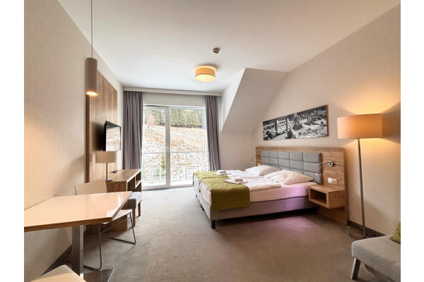 kłodzki, Bystrzyca Kłodzka, Biała Woda, Na Skarpie, Czarna G&oacute;ra, aparatament z  miejscem parkingowym w garażu podziemnym.