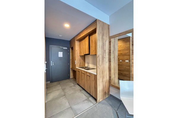 kłodzki, Bystrzyca Kłodzka, Biała Woda, Na Skarpie, Czarna G&oacute;ra, aparatament z  miejscem parkingowym w garażu podziemnym.