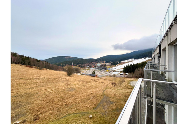 kłodzki, Stronie Śląskie, Sienna, Na Skarpie, Czarna G&oacute;ra, aparatament z  miejscem parkingowym w garażu podziemnym.