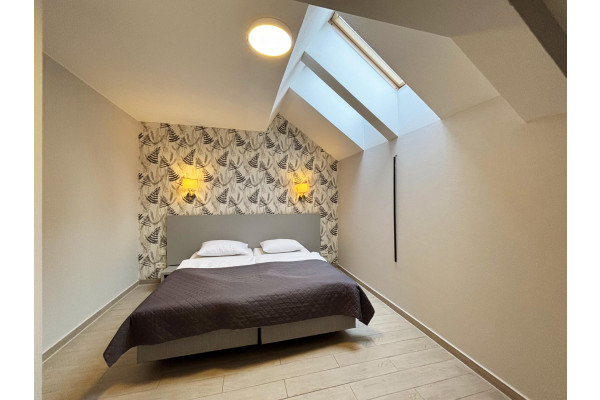 kłodzki, Bystrzyca Kłodzka, Biała Woda, Na Skarpie, Apartament z aneksem i sypialnią - Resort Czarna G&oacute;ra