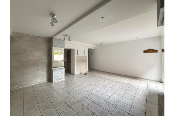 kłodzki, Kłodzko, Harcerzy, Lokal usługowy 45,21 m&sup2; &ndash; Kłodzko, ul. Harcerzy
