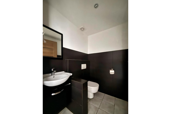 kłodzki, Kłodzko, Harcerzy, Lokal usługowy 45,21 m&sup2; &ndash; Kłodzko, ul. Harcerzy