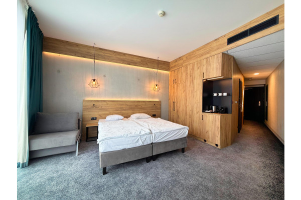kłodzki, Stronie Śląskie, Sienna, Apartament w Czarnej Perle z widokiem na Czarną G&oacute;rę.