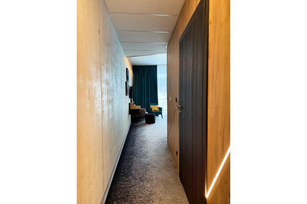 kłodzki, Stronie Śląskie, Sienna, Apartament w Czarnej Perle z widokiem na Czarną G&oacute;rę.